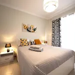 Apartment Seafront Beautiful 3 Bedroom With Balcony Kdou1-1