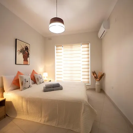 Appartamento Seafront Beautiful 3 Bedroom With Balcony Kdou1-1 Gzira