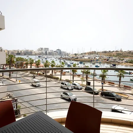 Seafront Beautiful 3 Bedroom With Balcony Kdou1-1 Apartment Gzira